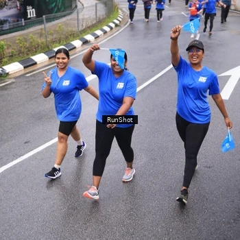 Runner Photo 7937797