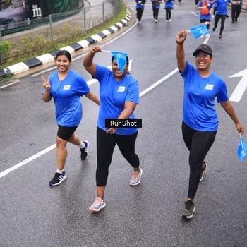 Runner Photo 7937799