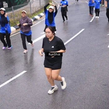 Runner Photo 7937866