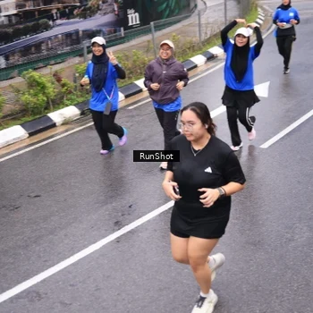 Runner Photo 7937867