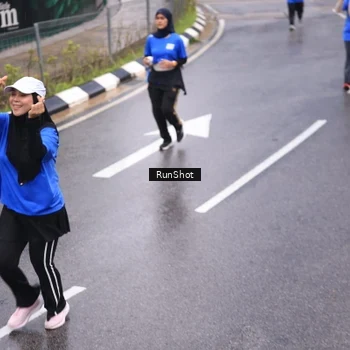 Runner Photo 7937878