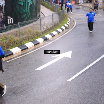 Runner Photo 7937901