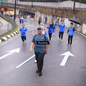 Runner Photo 7937916