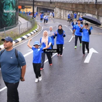 Runner Photo 7937942