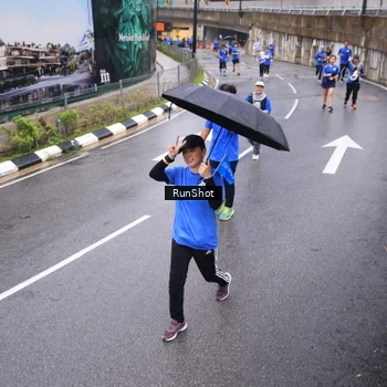 Runner Photo 7937968