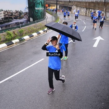 Runner Photo 7937969