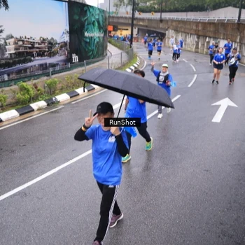Runner Photo 7937970