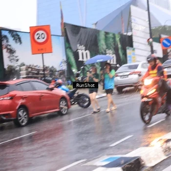 Runner Photo 7937984