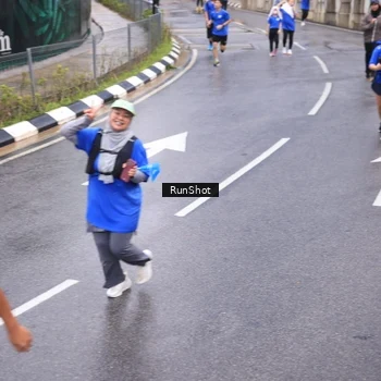 Runner Photo 7937985