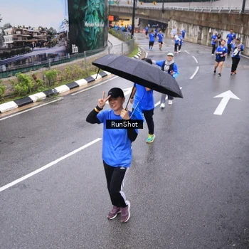 Runner Photo 7937986