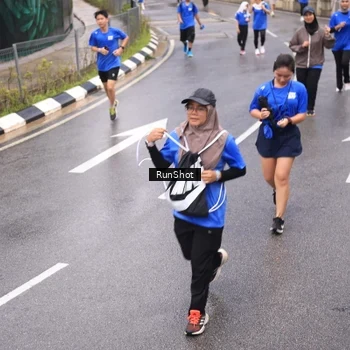 Runner Photo 7938006