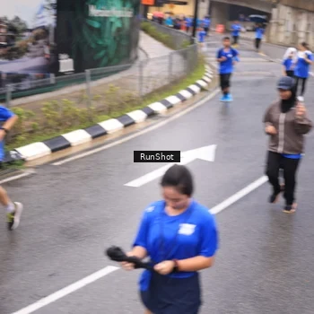 Runner Photo 7938017