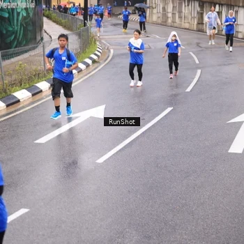 Runner Photo 7938045