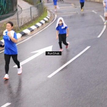 Runner Photo 7938081