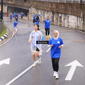 Runner Photo 7938116