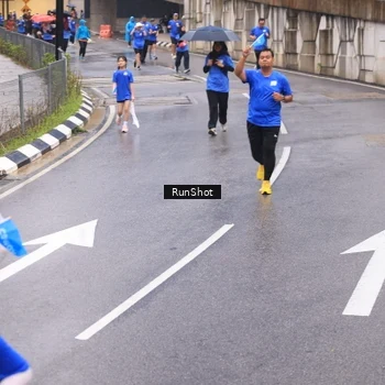 Runner Photo 7938135