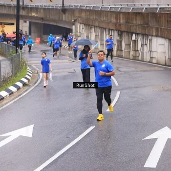 Runner Photo 7938137