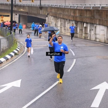 Runner Photo 7938142