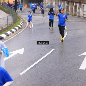Runner Photo 7938145