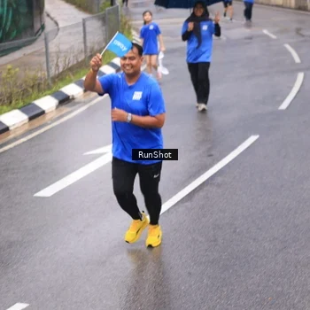 Runner Photo 7938158