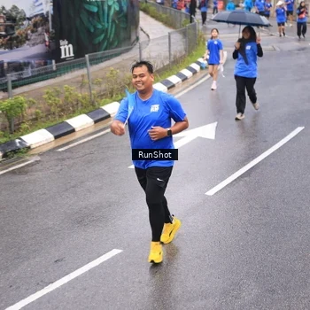 Runner Photo 7938165