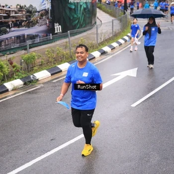 Runner Photo 7938168
