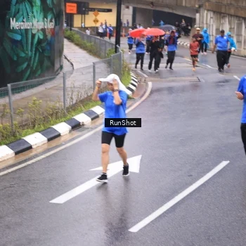Runner Photo 7938208