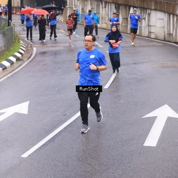 Runner Photo 7938209
