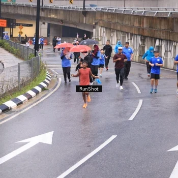 Runner Photo 7938242