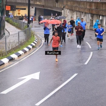 Runner Photo 7938247