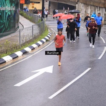 Runner Photo 7938252