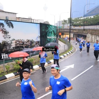 Runner Photo 7938317