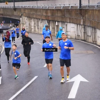 Runner Photo 7938318