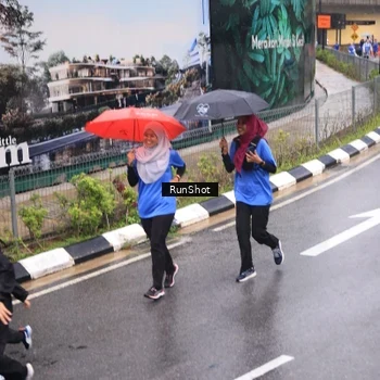 Runner Photo 7938326