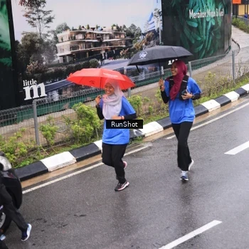 Runner Photo 7938332