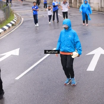 Runner Photo 7938371
