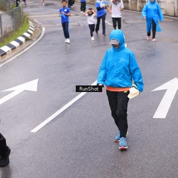 Runner Photo 7938374