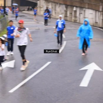 Runner Photo 7938398