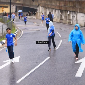 Runner Photo 7938416
