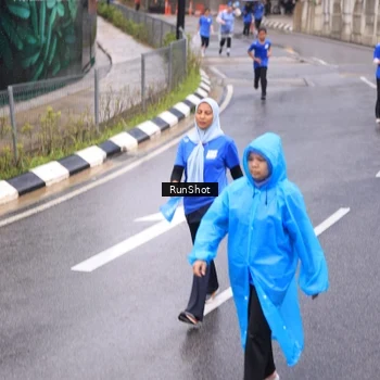 Runner Photo 7938419