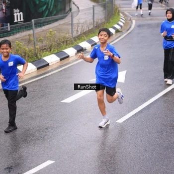 Runner Photo 7938467
