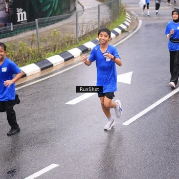 Runner Photo 7938469