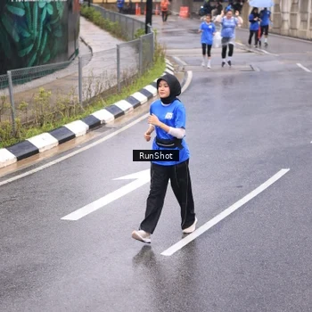 Runner Photo 7938485