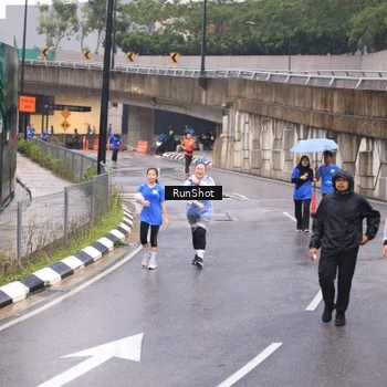 Runner Photo 7938494