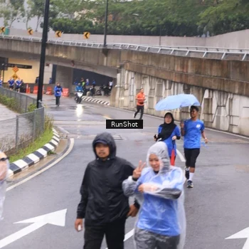 Runner Photo 7938526