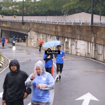 Runner Photo 7938528