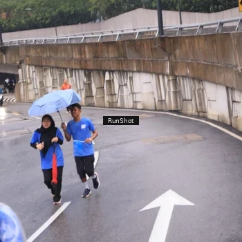 Runner Photo 7938536
