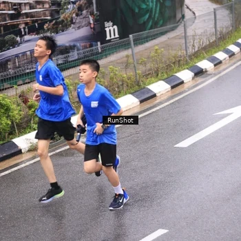 Runner Photo 7938581