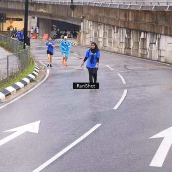 Runner Photo 7938609