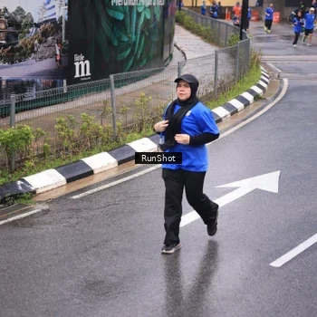 Runner Photo 7938611